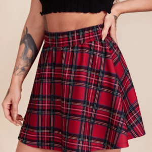 Saia estilo colegial com estampa xadrex